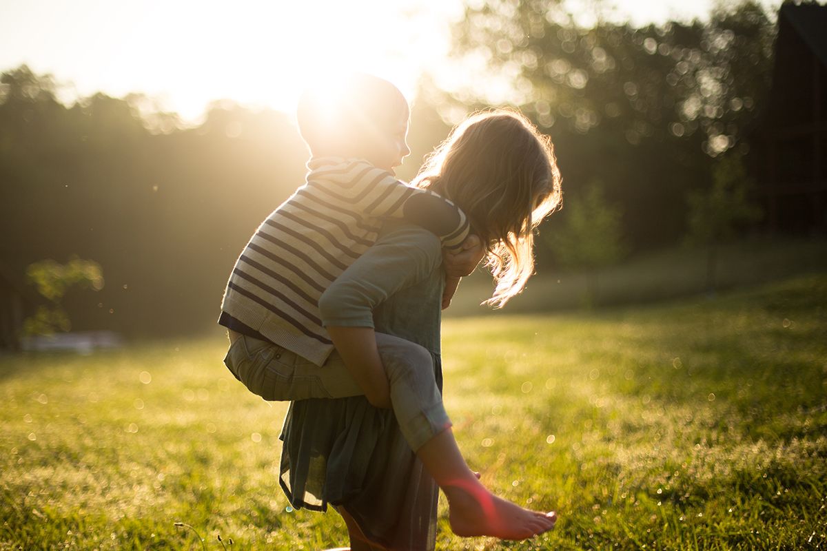 Enfants qui jouent